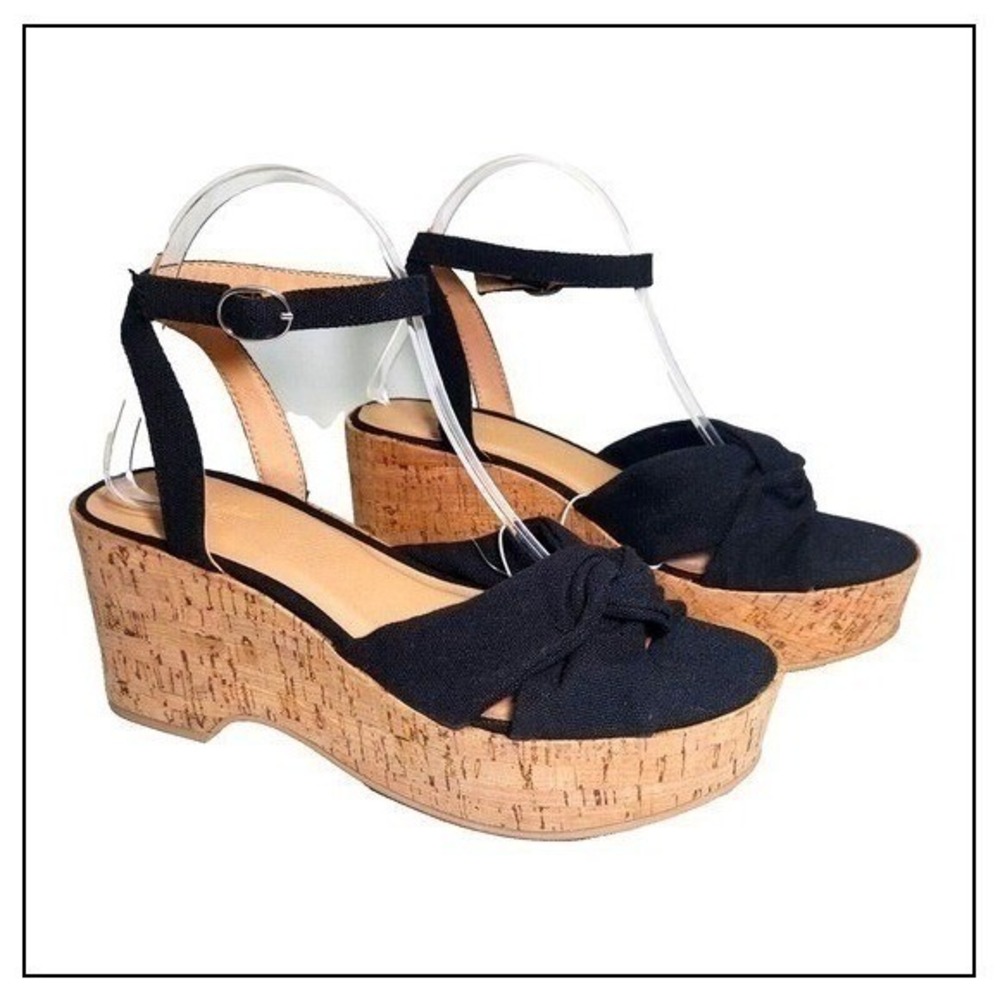 Universal Thread Wedges 8.5 Black Cork Platform Ankle Strap Espadrille Sandals